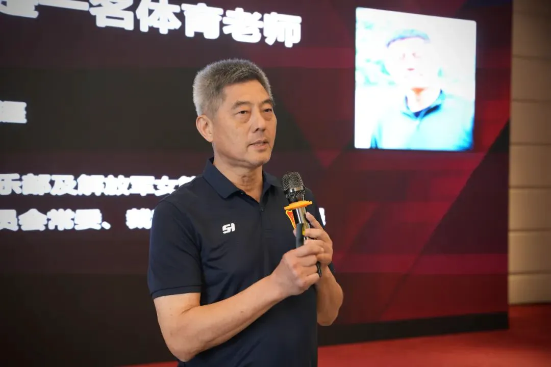 老年篮球爱好者如何练习控卫技巧_2